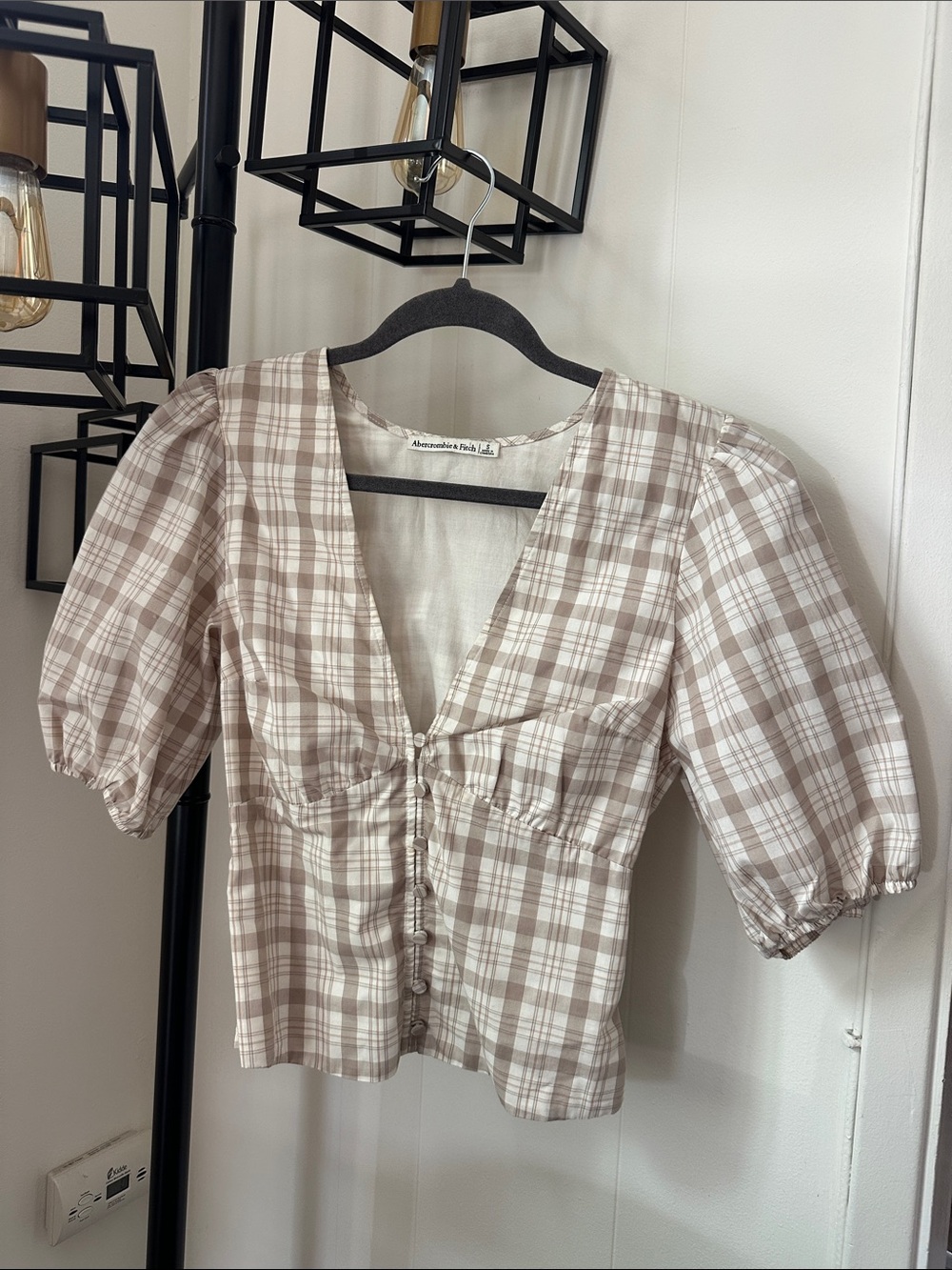 Abercrombie & Fitch Beige and Cream Plaid Puff-Sleeve Button Top